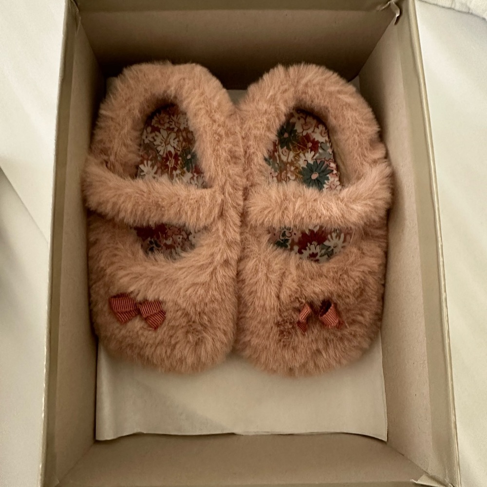 Bonpoint crib shoe